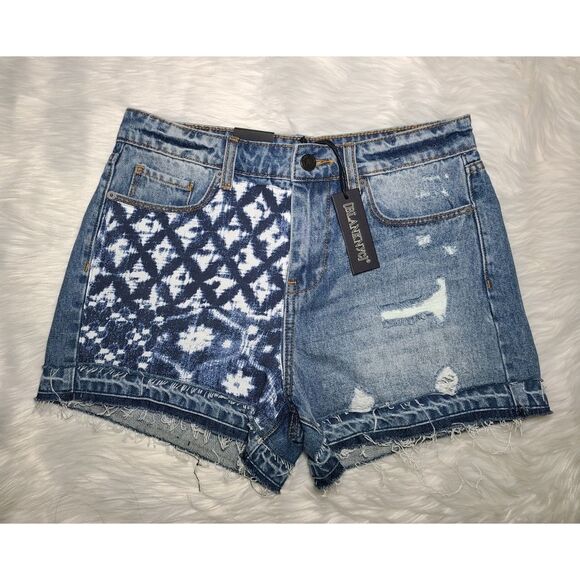 NWT|BLANKNYC The Perry Blue Denim Mom Shorts, 27 - Picture 2 of 6